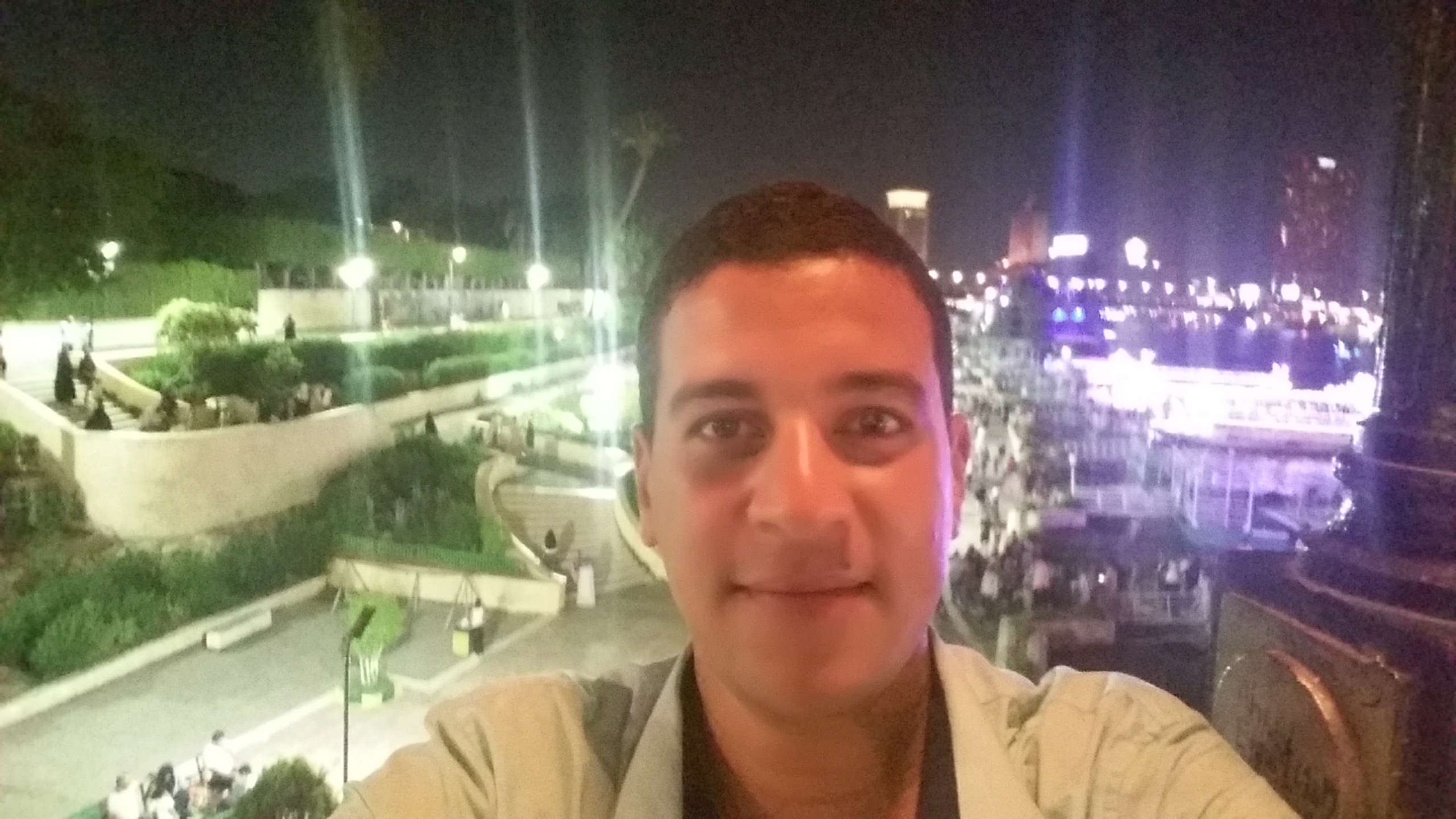 أريد مبيد فعال لتعفن جدور الطماطم - الطماطم تذبل ثم تموت لوحديها فما الحل جربت مبيدات كثيره